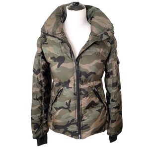 SAM Freestyle Puffer Jacket in Camo size Small